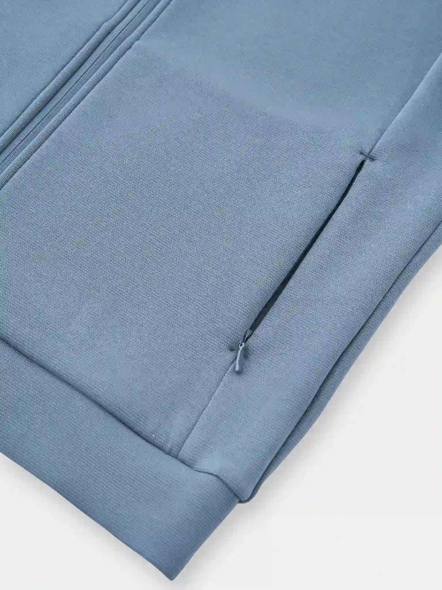 Áo Khoác Nỉ Training PERATO Tay Raglan Phom Regular TBKNW5M011