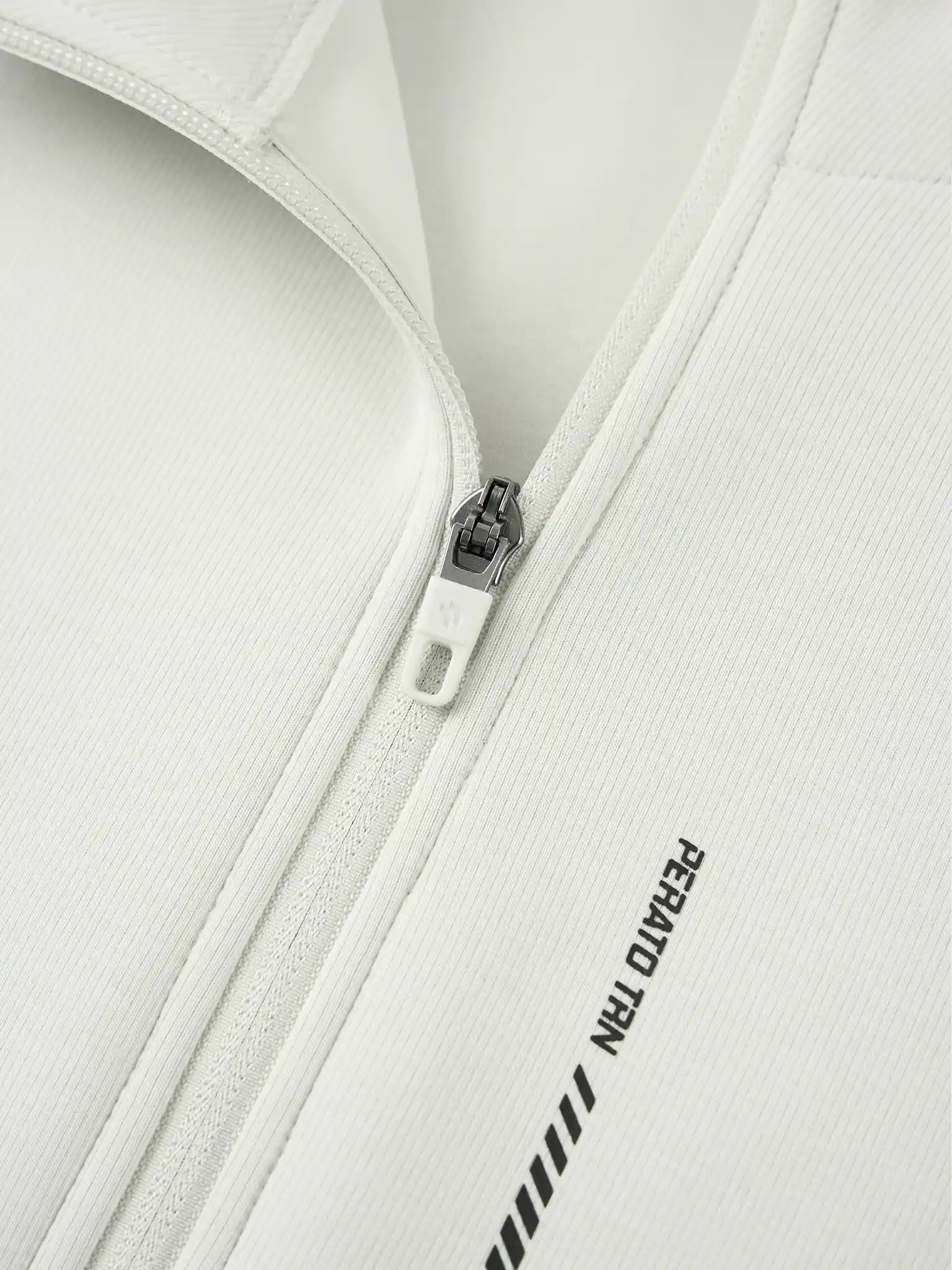 Áo Nỉ Khóa Nam Có Mũ PERATO Phong Cách Training Can Phối TBKNW5M042