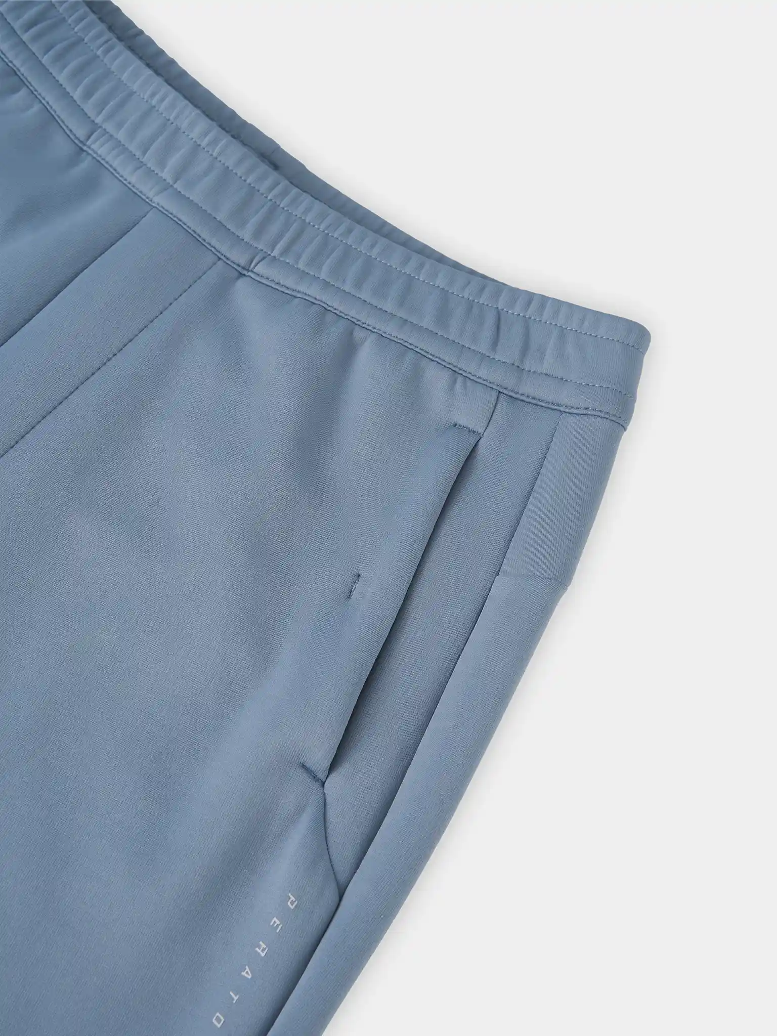 Set Bộ Nỉ Khóa PERATO Phong Cách Training Phom Regular TBNKW5M015