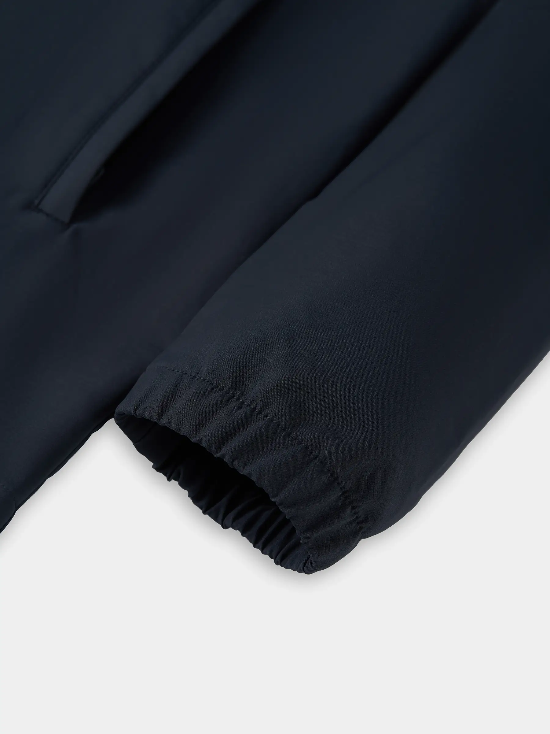 Set Bộ Gió PERATO Nam Phong Cách Training Năng Động TBGW5M021