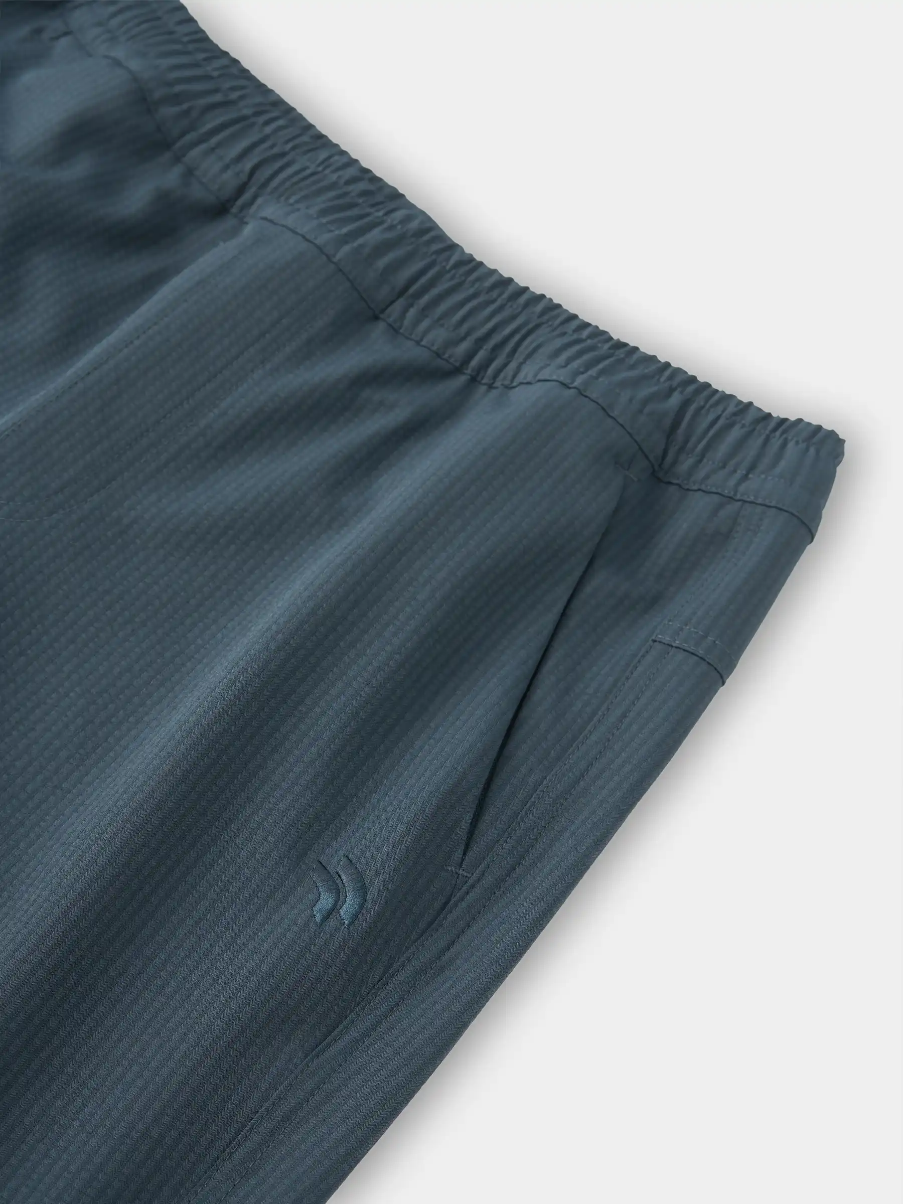 Quần Dài Gió Nam PERATO Phong Cách Training Phom Regular TBQGW5M040