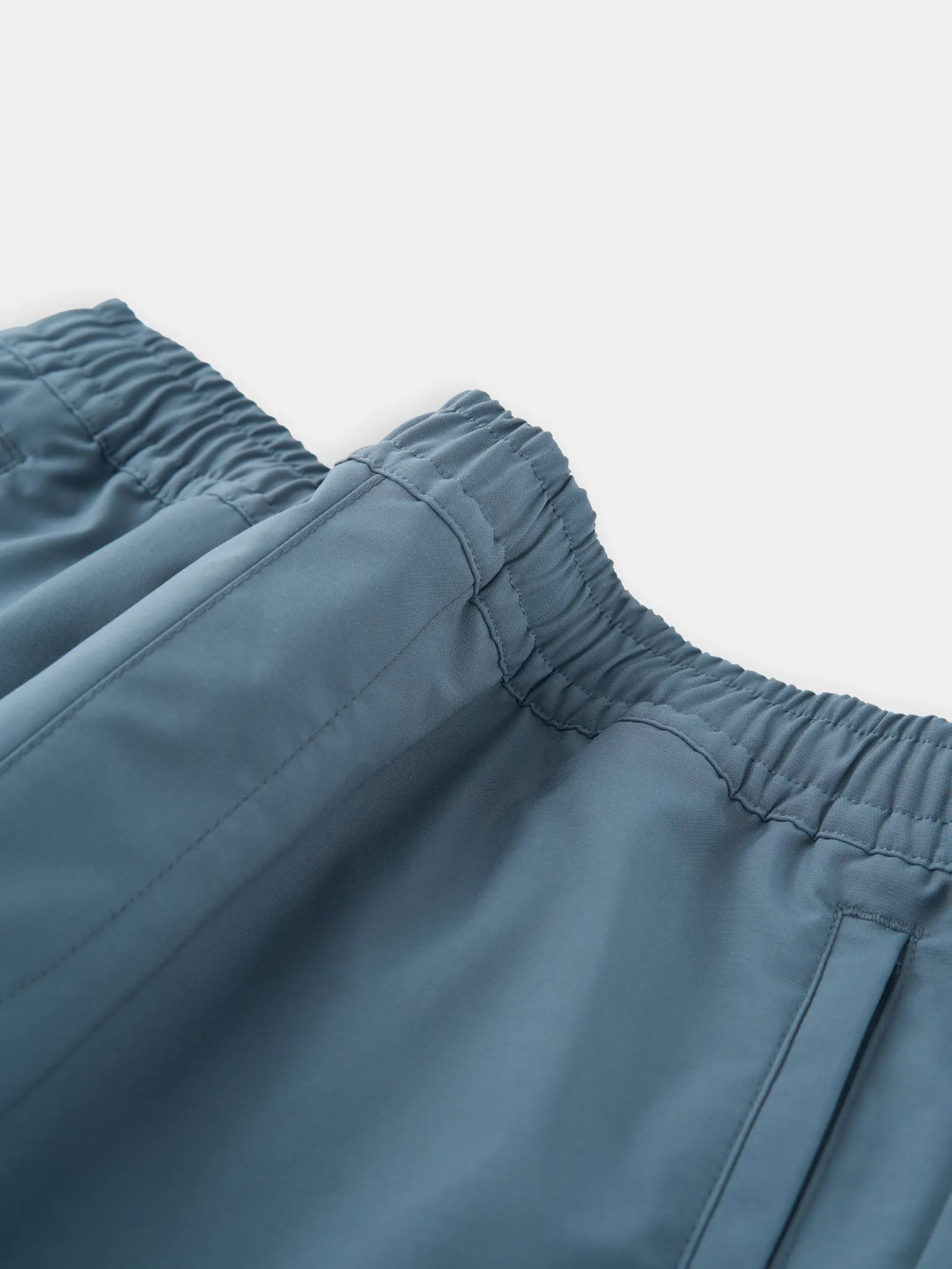 Set Bộ Gió PERATO Nam Phong Cách Training Năng Động TBGW5M021