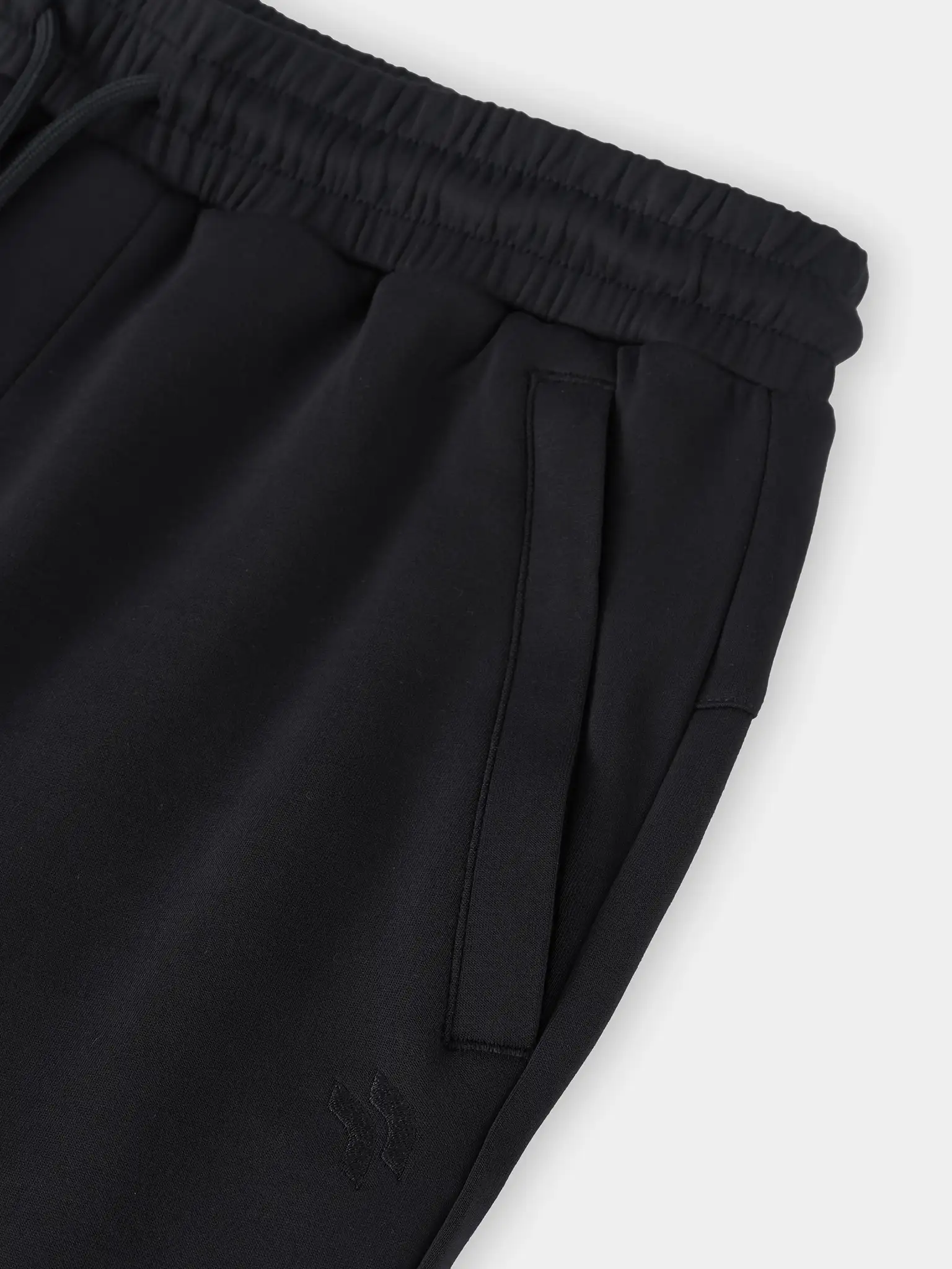 Set Bộ Nỉ Nam PERATO Phong Cách Thể Thao Training TBNW5M010