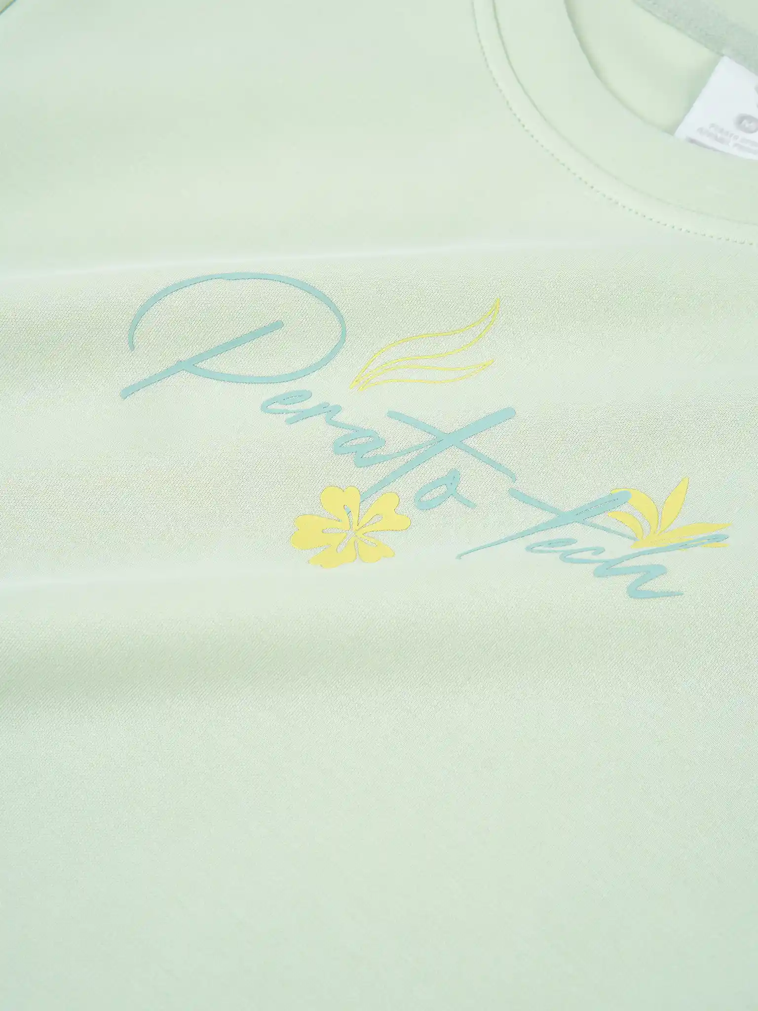 Áo Nỉ Nữ PERATO Phong Cách Lifestyle In Nổi Bật, Cá Tính LBANW5W025