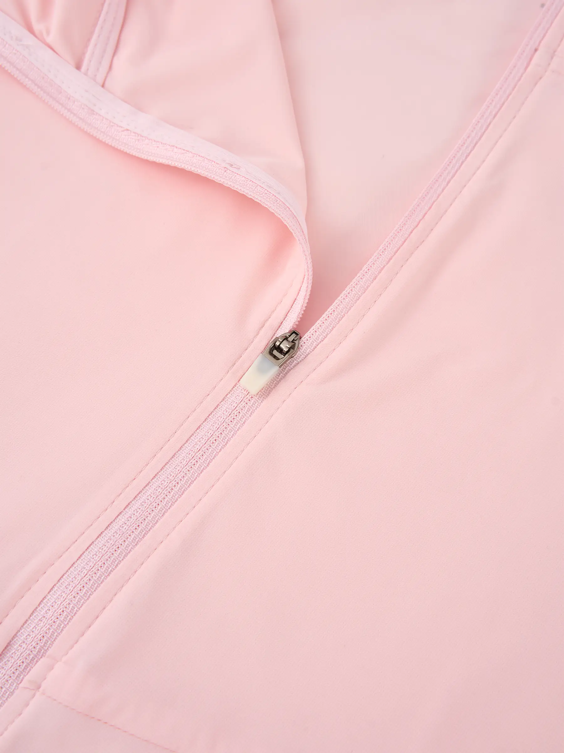 Áo Khoác Gió Nhẹ Nữ PERATO Phong Cách Lifstyle Phom Regular L0KGW5W029