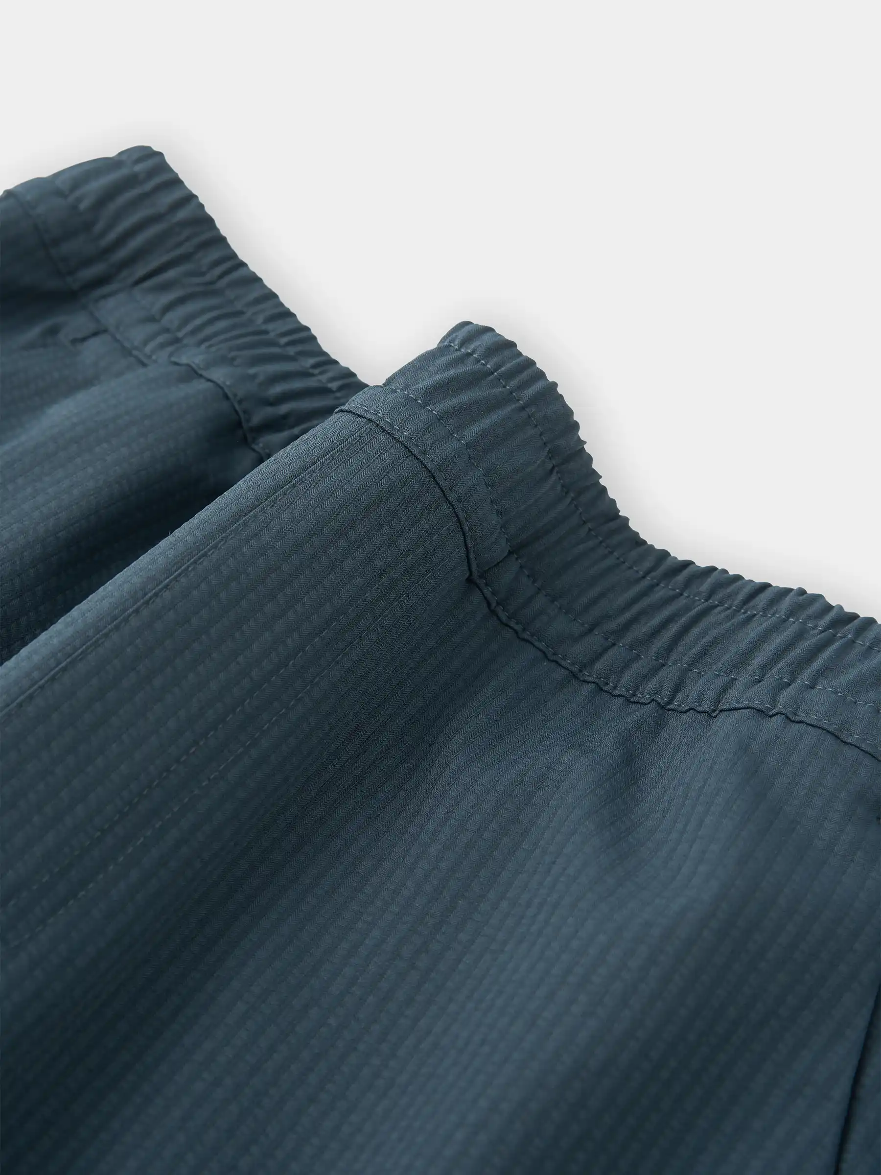 Quần Dài Gió Nam PERATO Phong Cách Training Phom Regular TBQGW5M040