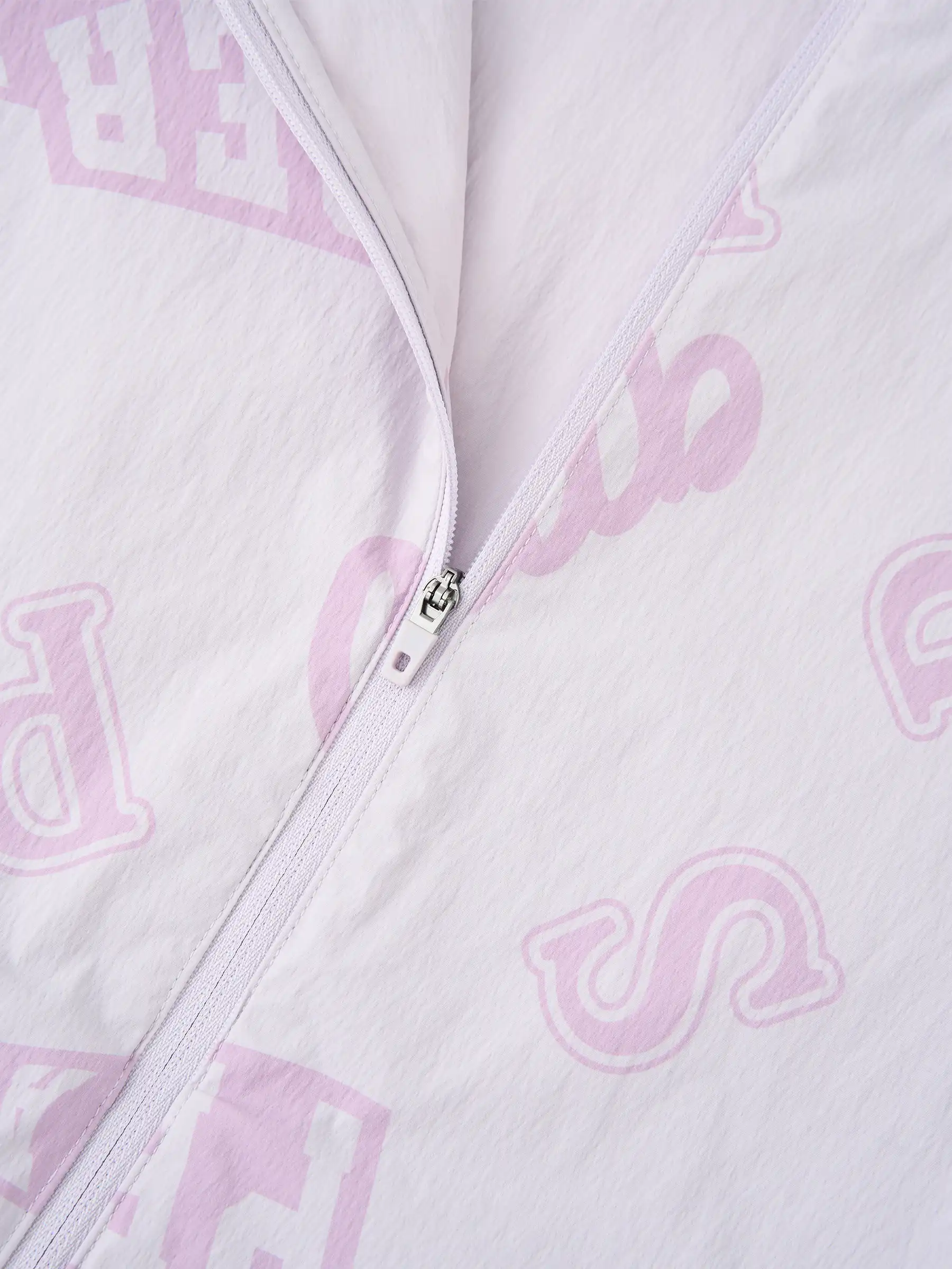 Áo Khoác Gió Nữ Họa Tiết PERATO Siêu Nhẹ Phom Loosefit L0KGW5W028