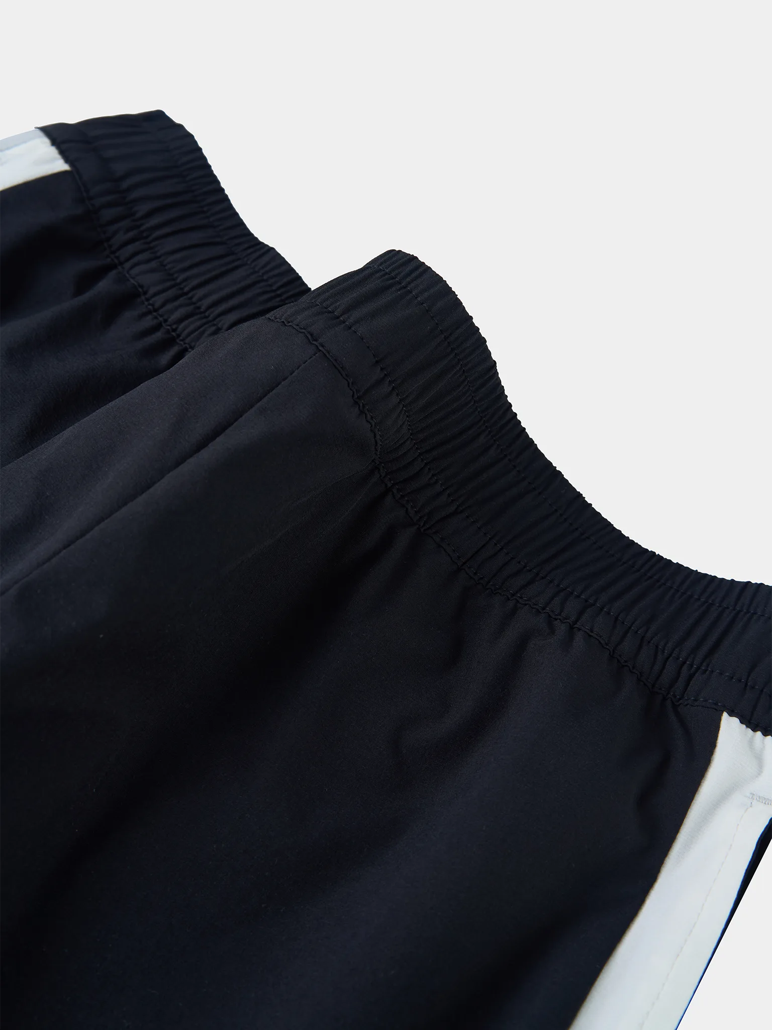 Quần Gió Dài Nữ PERATO Can Phối Lót Vải Lưới Thoáng Khí TBQGW5W021