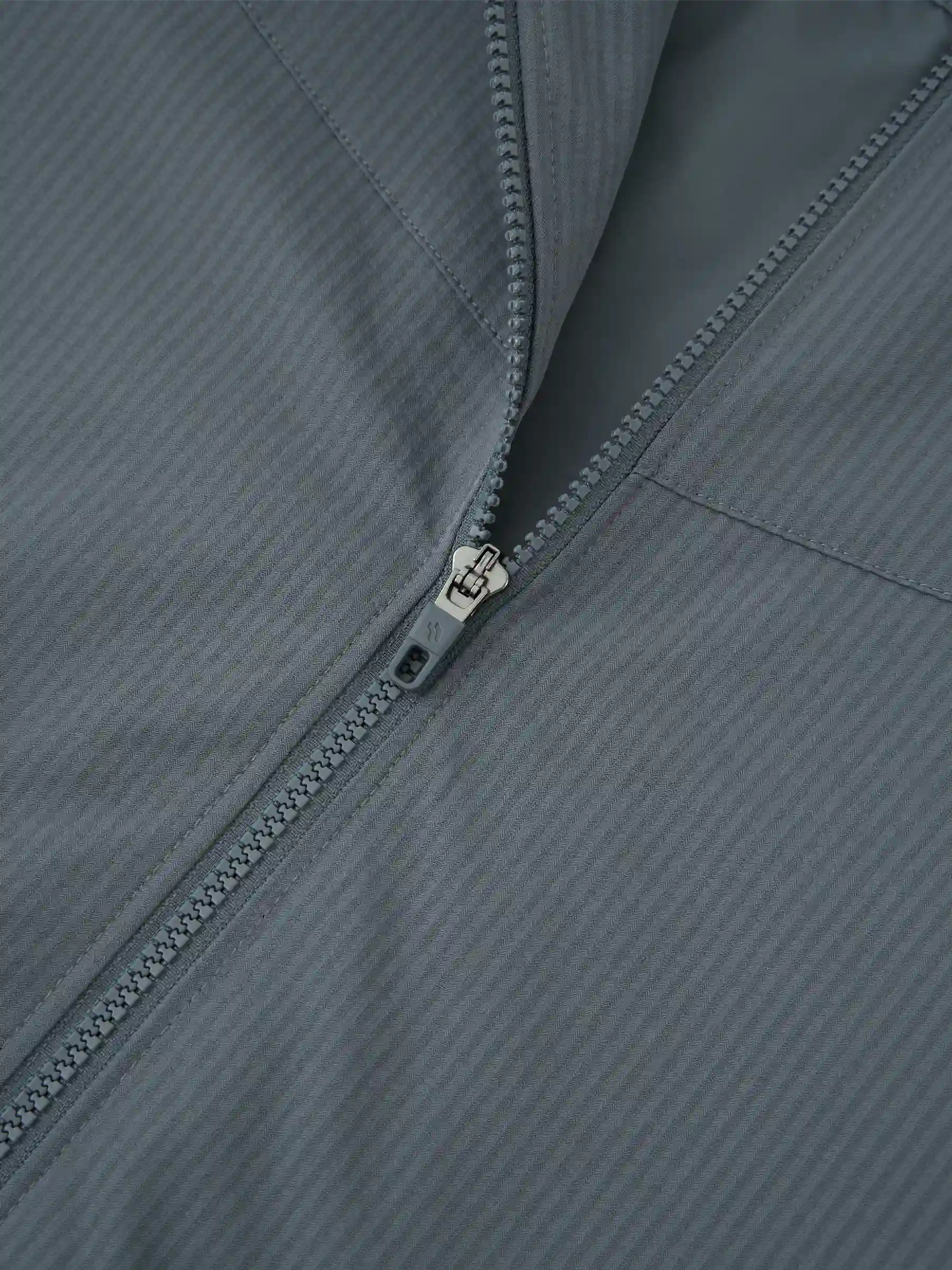 Áo Khoác Cổ Dựng PERATO Phong Cách Training Vải Hiệu Ứng TBKGW5M040