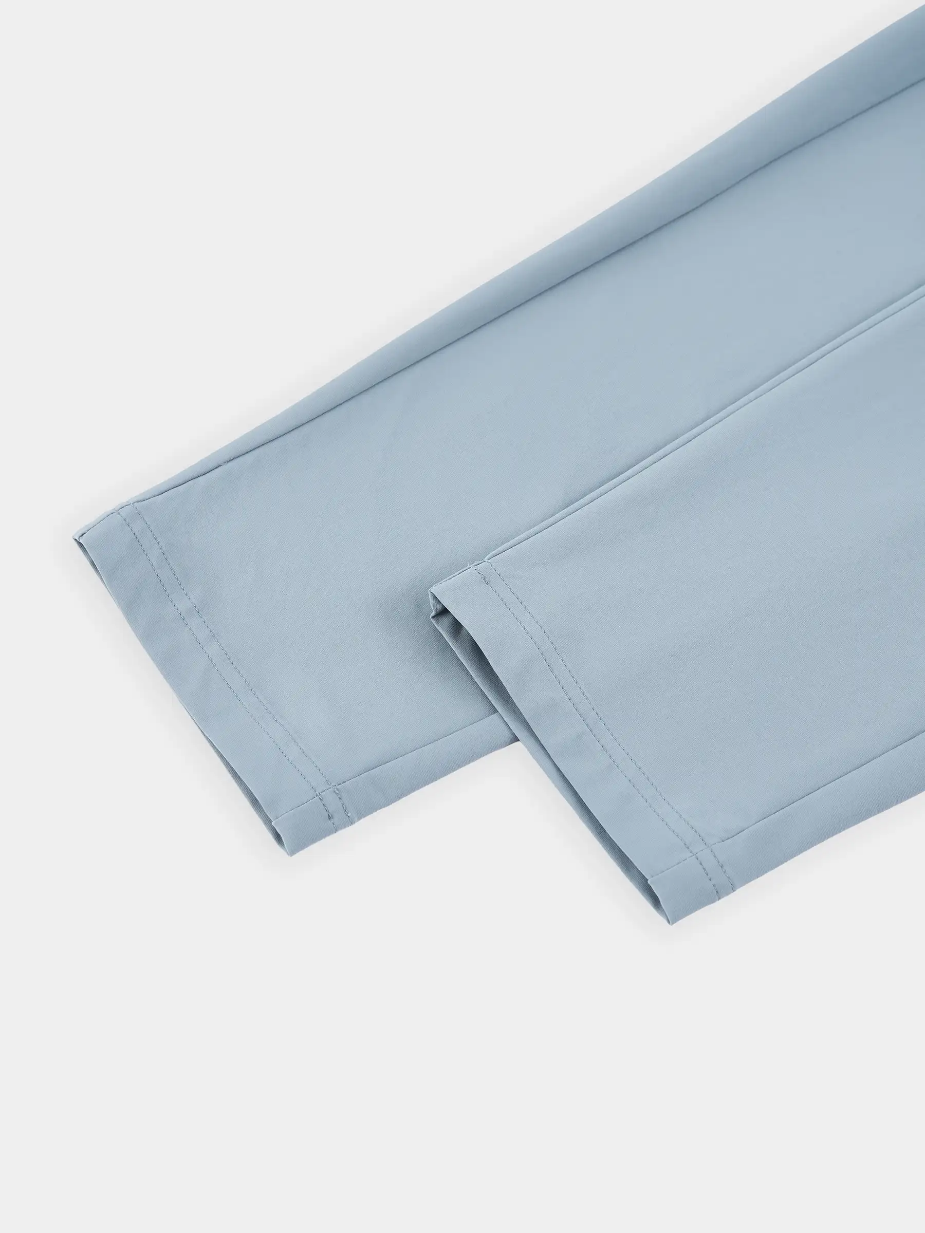 Set Bộ Gió Nam PERATO Phong Cách Thể Thao Training TBGW5M026